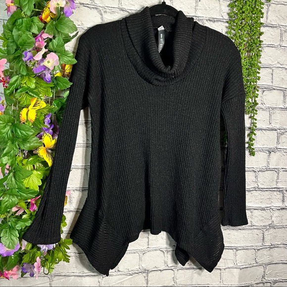 **💙2/$40💙Design Lab Lord & Taylor Black Cowl Neck Sweater Size Large - Picture 3 of 16